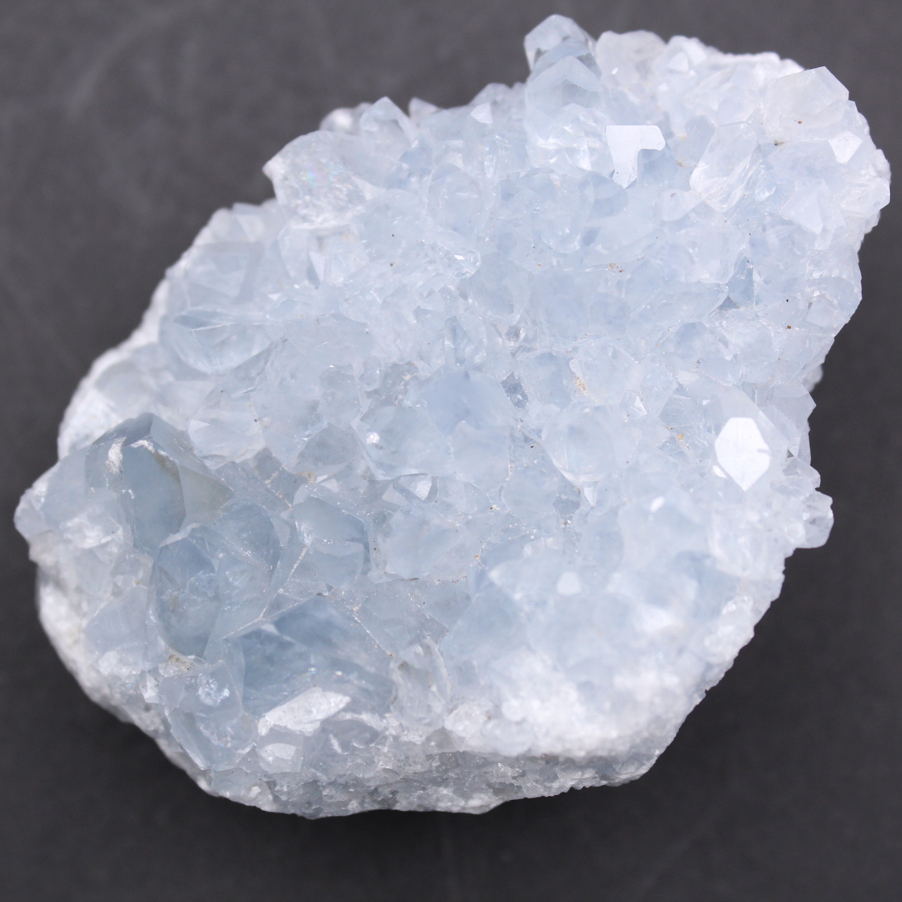 Cristais de celestita azul