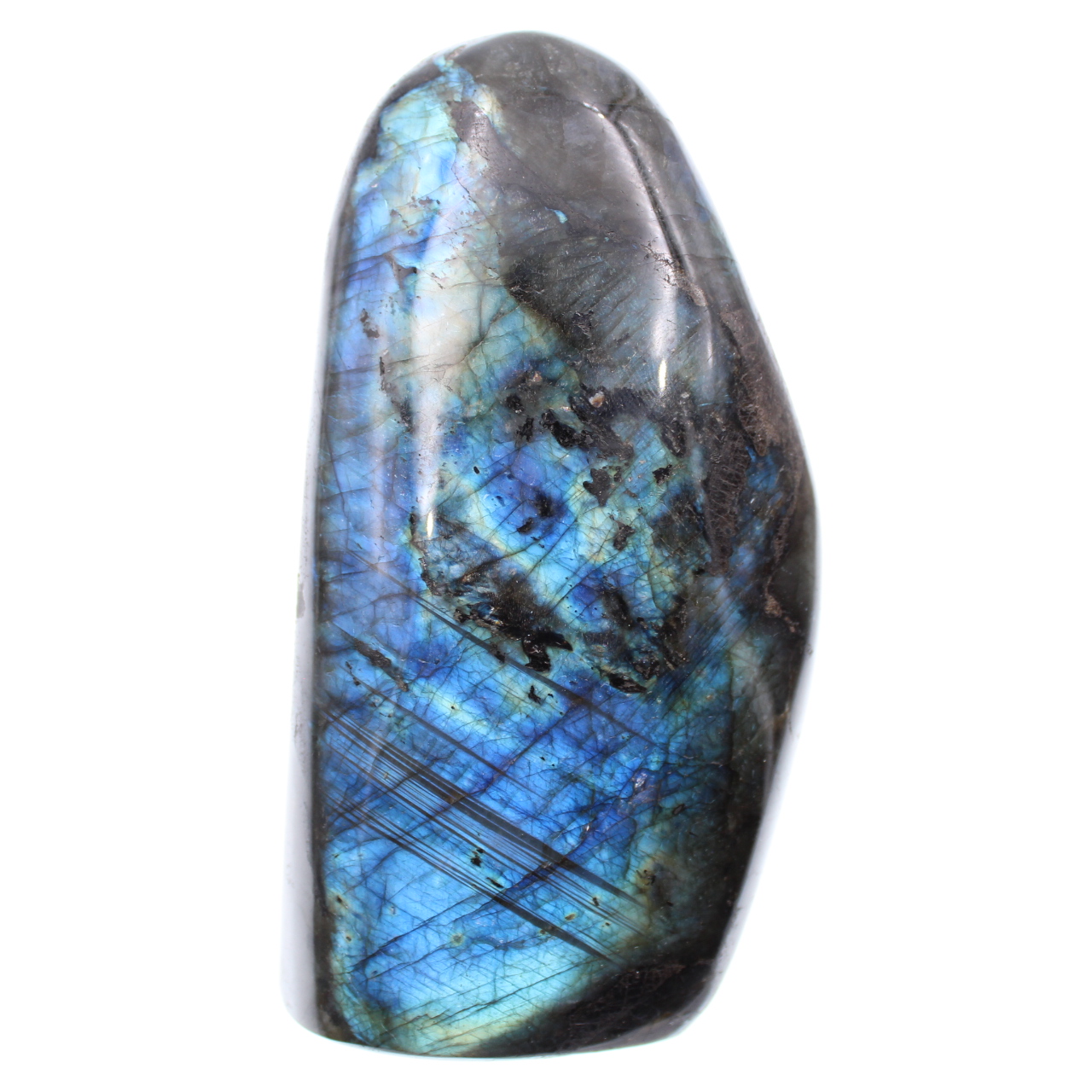 Pedra ornamental de labradorita com reflexos azuis