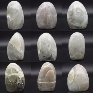 Pedra de garnierite polida