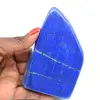 Natuurlijke gepolijste lapis lazuli steen - 0