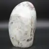 Pedra ornamental com inclusão de turmalina - 2