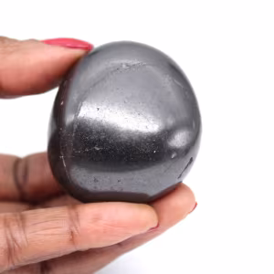 Pedra polida shungita