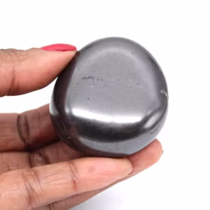 Shungite polido decorativo