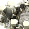 Cubos Grandes de Pirita com Cristais de Quartzo - 10