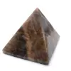 Pirâmide de pedra microclina de Madagascar - 2