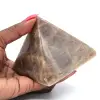 Pirâmide de pedra microclina de Madagascar - 1