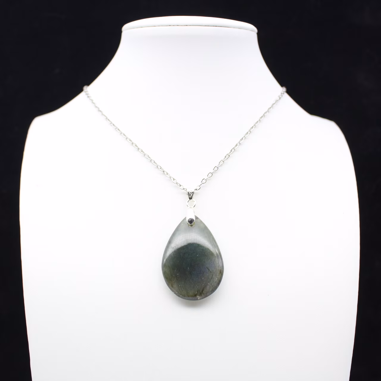 Pingente de gota de labradorite