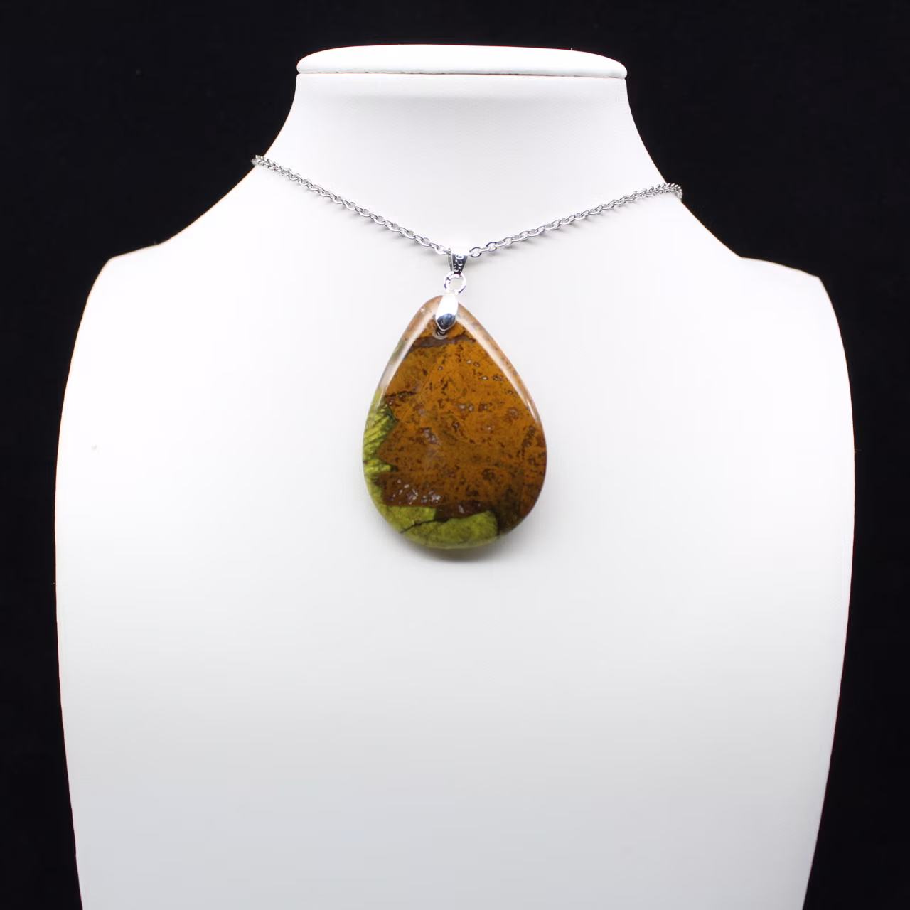 Pingente de gota de jaspe imperial