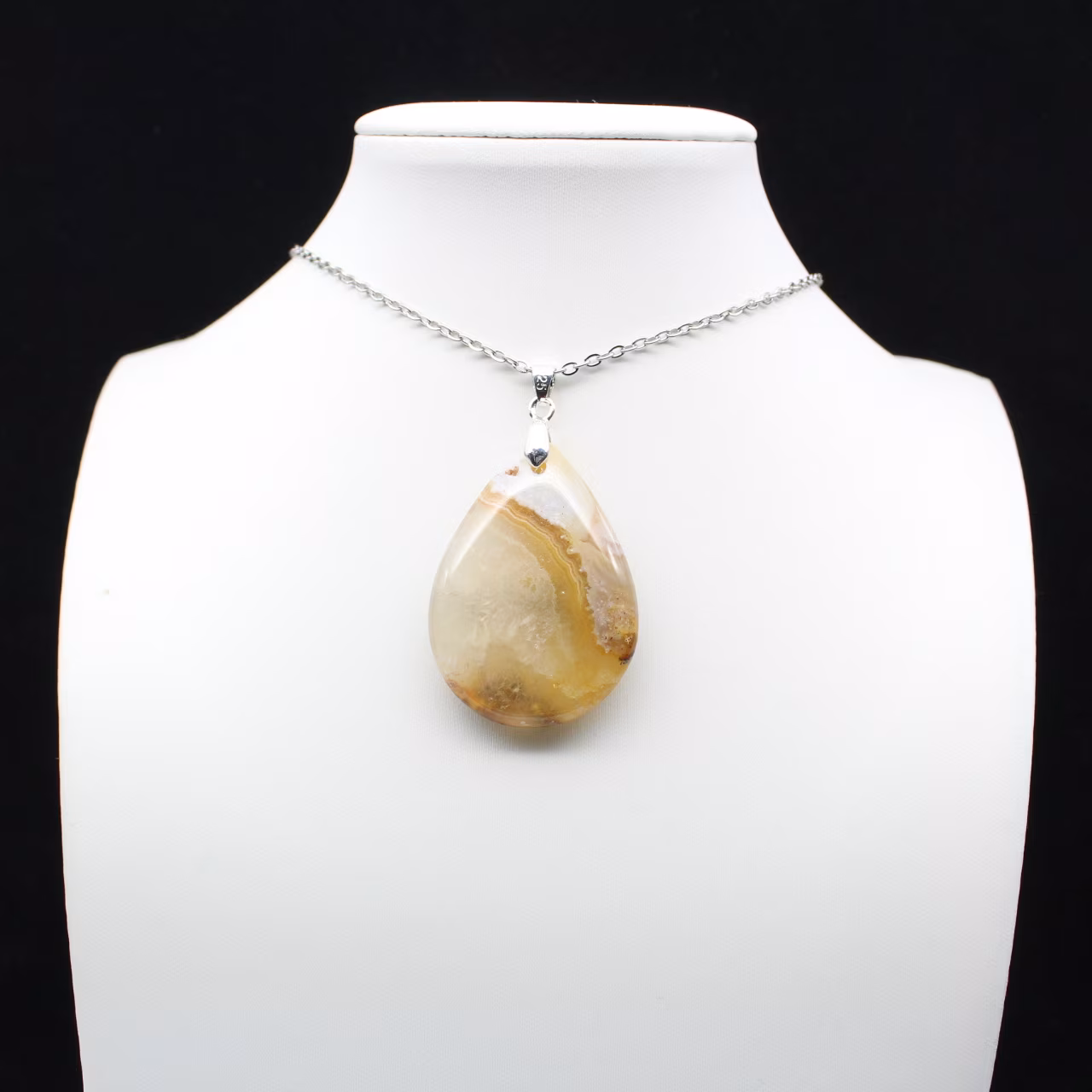 Pingente de gota de jaspe imperial