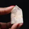 Prisma de quartzo com inclusão - 0