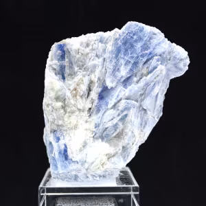 Cristais de Cianite