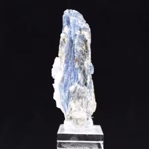Cristais de Cianite