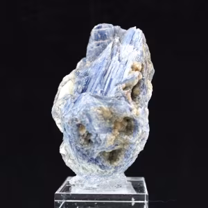 Cristais de Cianite