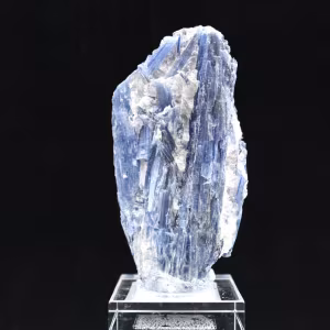 Cristais de Cianite
