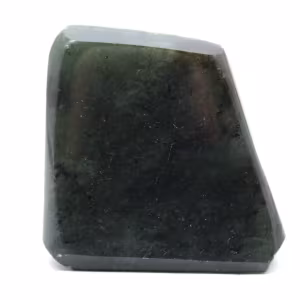 Labradorita polida, exemplar compacto de Madagascar
