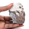 Cristais de pirolusita em matriz, rocha natural - 1