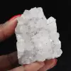 Pequeno quartzo com inclusão de goethita, rocha natural, 170g - 0