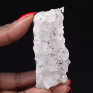 Cristais de quartzo goethita marroquino, drusa pequena de 120g