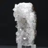 Espécime de quartzo bruto com inclusões de goethita: estética e ciência. - 2