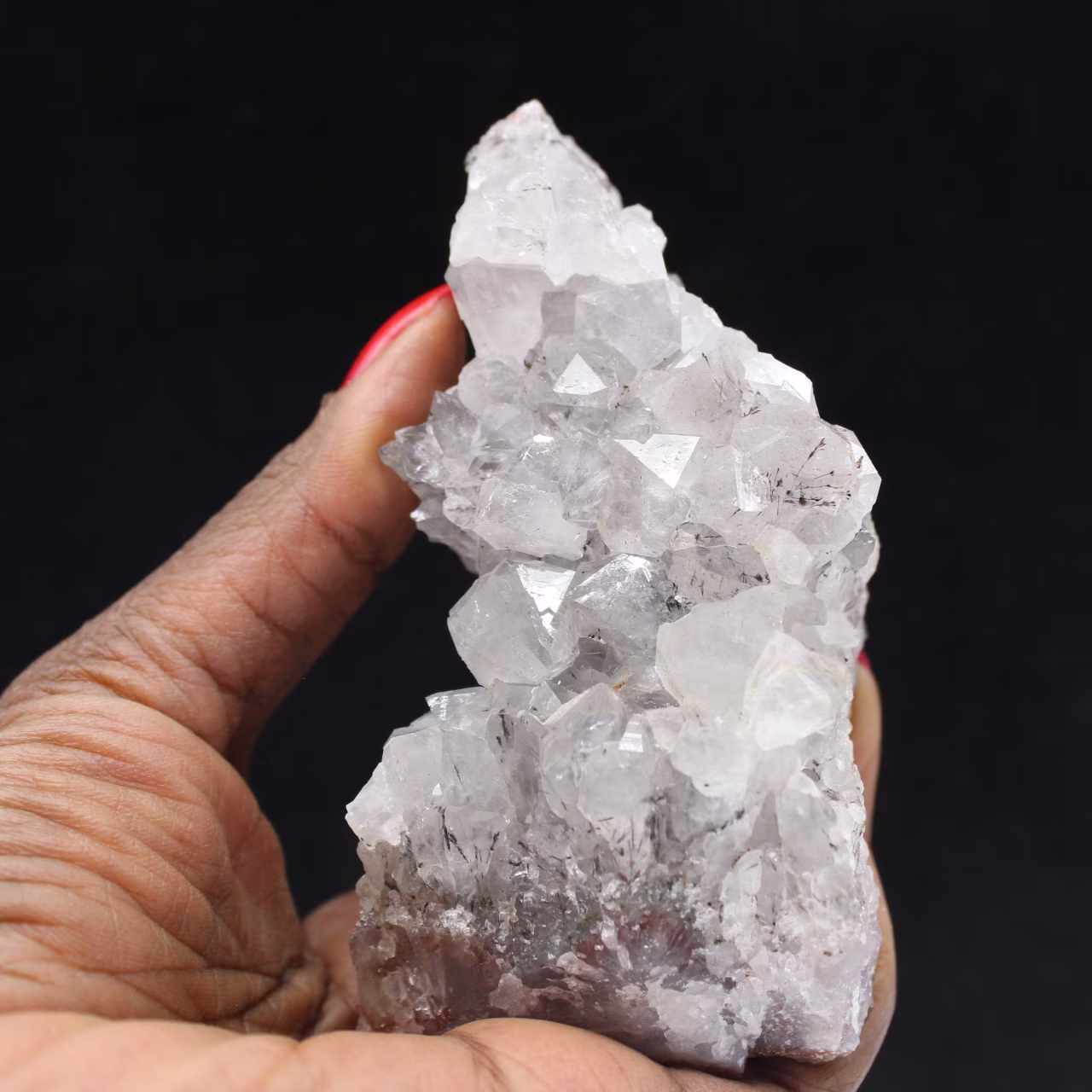 Geodo de quartzo com inclusões de goethita, rocha mineral marroquina.