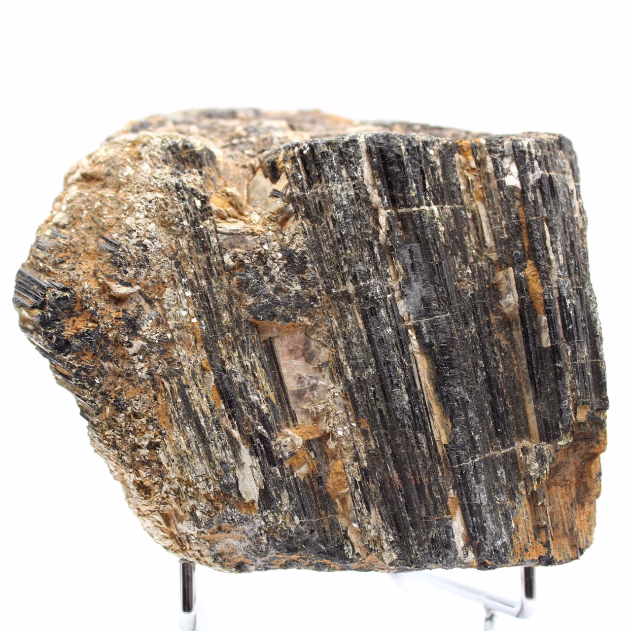 Bloco maciço de turmalina negra natural de Madagascar