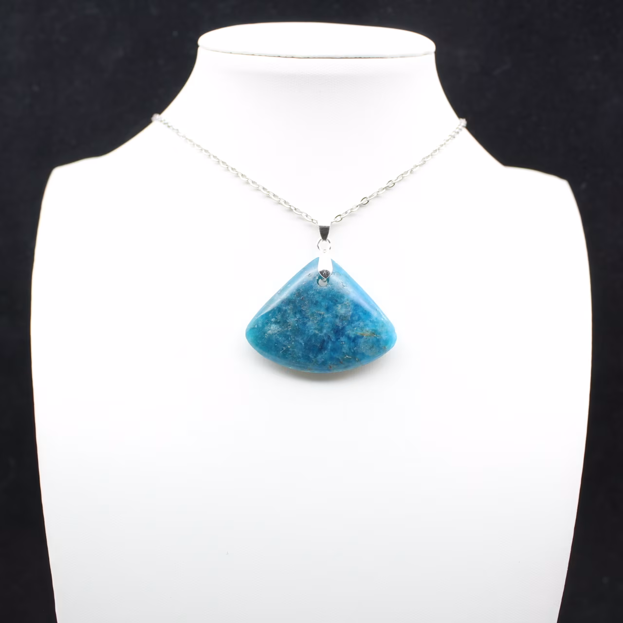 Pingente de Apatita Azul - Espécime Mineralógico de Madagascar