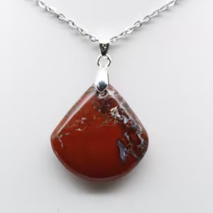 Pingente quadrado de jaspe vermelho
