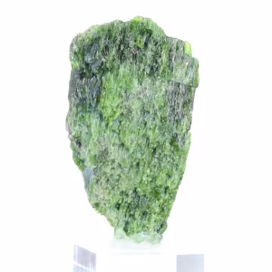 Pedra bruta de diopsídio cromífero, mineral verde da Finlândia, 70 g