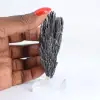 Cristal de kyanite noire du Brésil sur support acrylique 35 g - 1