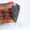 Cyanite noire du Brésil, cristal cristallisé sur socle 30 g - 1
