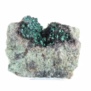 Brochantite verde bruta do Chile em suporte de exibição