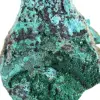 Brochantite chilena: Espécime bruto em base elegante - 5