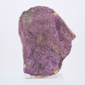 Purpurite bruta portuguesa – Mineral de coleção sobre suporte